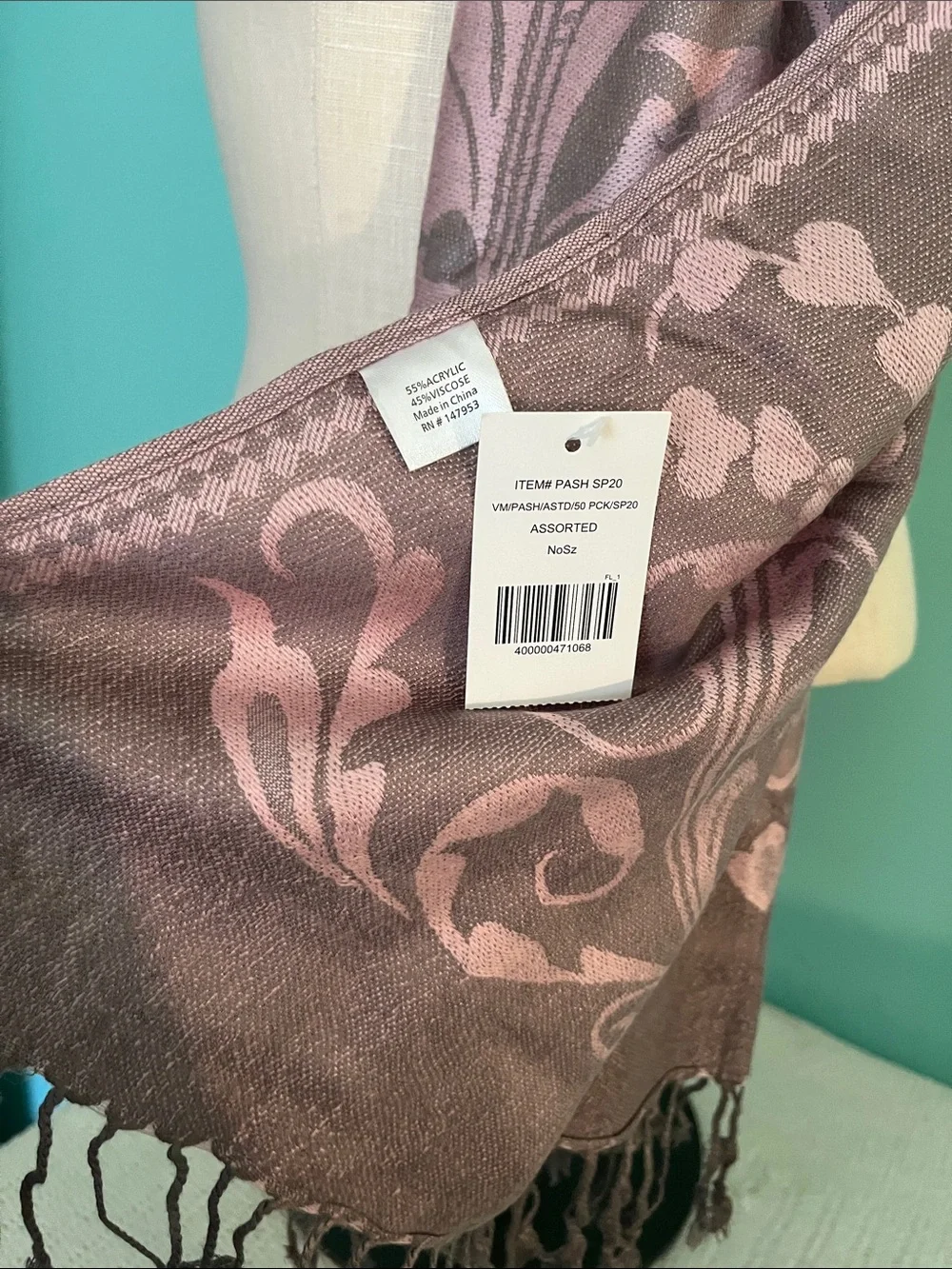 Luxurious Rose Pink Floral Jacquard Wrap Scarf